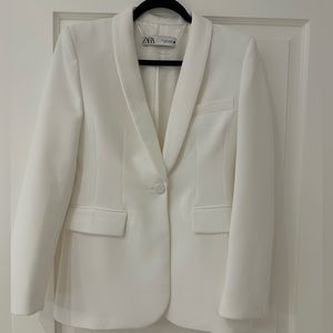 White tuxedo jacket